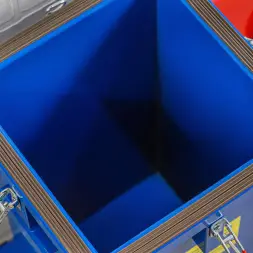 Контейнер герметичный специализированный вертикальный для битых ламп и термометров ГСК 300, 300х250х250 мм